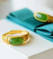 অরজিনাল মুন পান্না পাথর হাতের আংটি